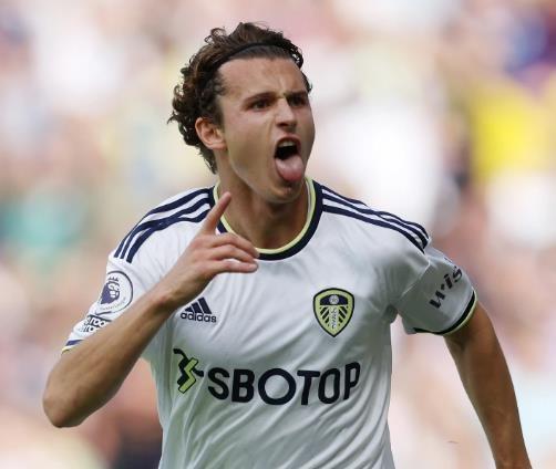 英媒：不太可能收回2500万镑成本价，利兹联将先外租阿伦森