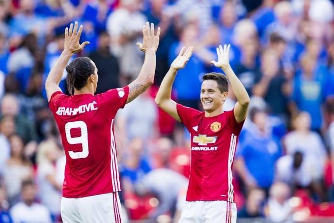 埃雷拉致敬伊布：足坛历史最佳之一，很幸运曾与你并肩