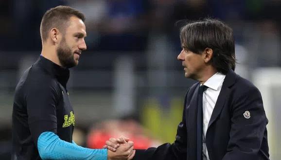 米体：德弗赖与国米续约两年，欧冠决赛后官宣