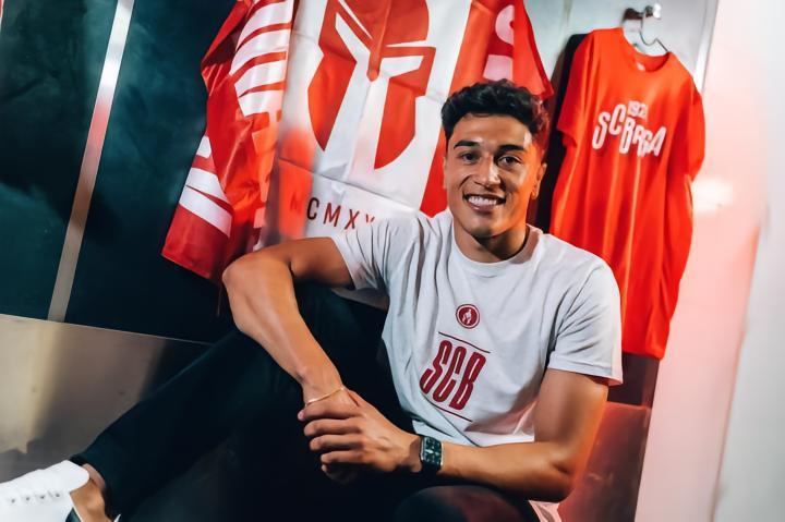 夏窗首签，官方：吉尔维森特中场维克托-卡瓦略加盟布拉加