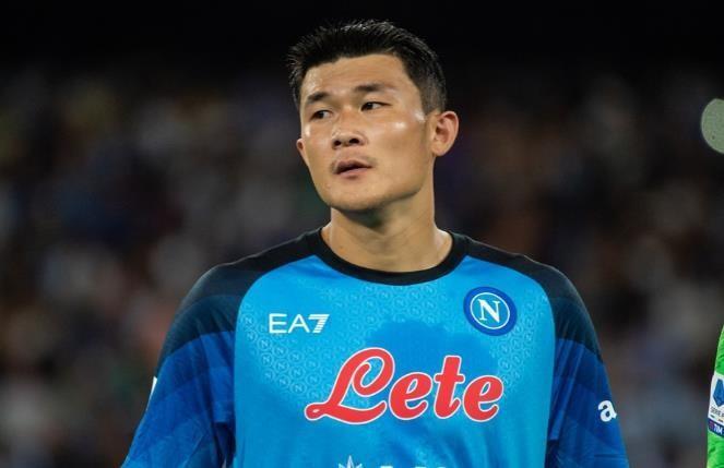 意媒：去曼联，金玟哉已经告别队友