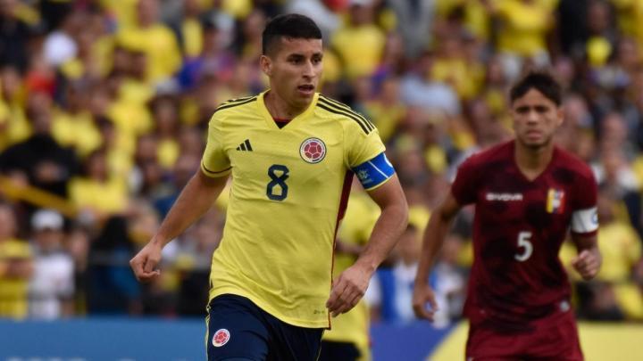 官方：勒沃库森提前从纽伦堡召回哥伦比亚U20队长