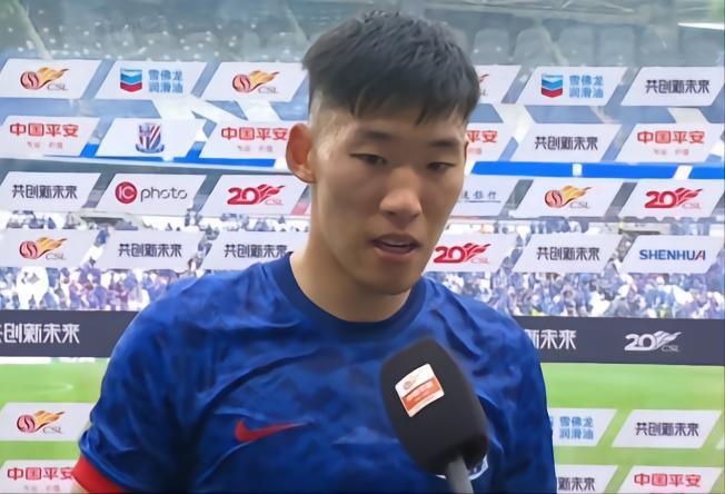 记者：朱辰杰、曹赟定、何龙海已经抵达青岛驰援申花