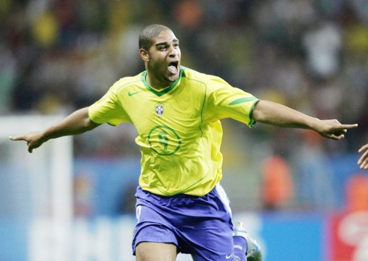 国米名宿阿德里亚诺宣布，自己下注1万巴西雷亚尔押