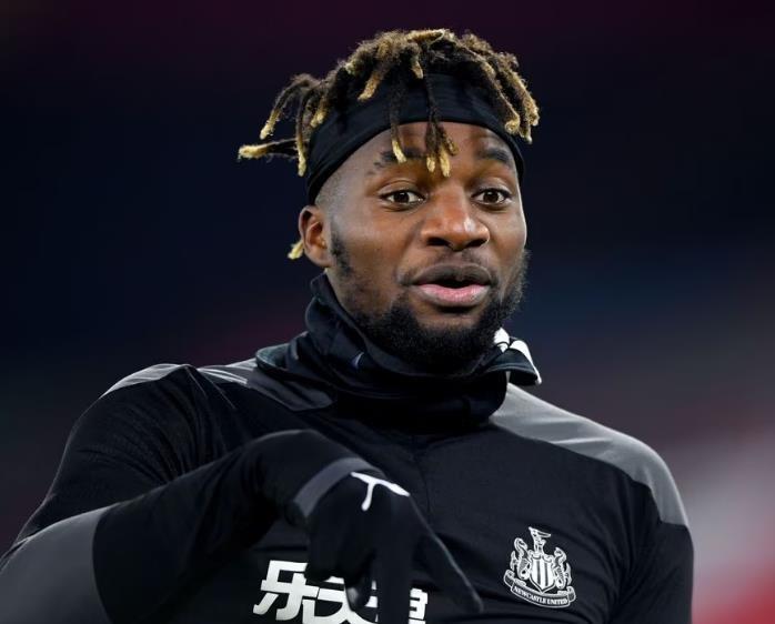 英媒：纽卡斯尔联考虑在夏天出售圣马克西曼