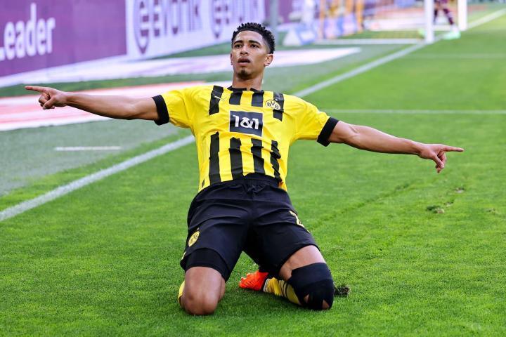 年轻无极限，贝林厄姆加盟皇马后成为一线队最年轻球员