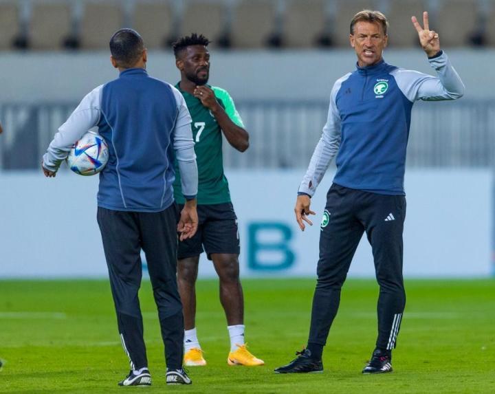 马德兴：沙特将出战2024美洲杯，南美足联看重他们很有钱