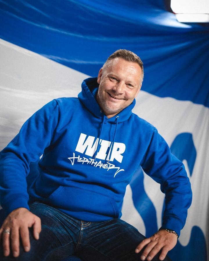 官方：柏林赫塔与主帅达尔道伊续约