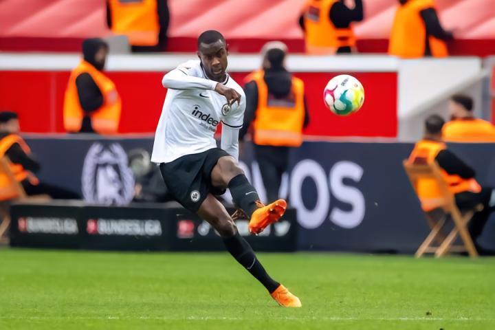 米兰截胡失败？斯基拉：恩迪卡与罗马谈妥4 1合同，年薪250万