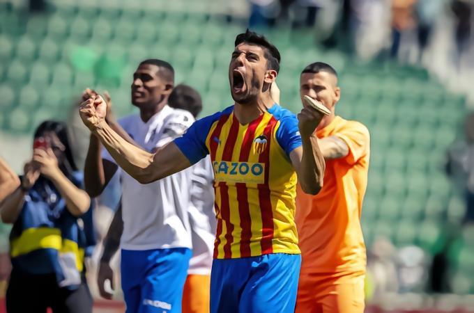 岑克与瓦伦西亚签约至2028年，此事可见瓦伦换汤不换药