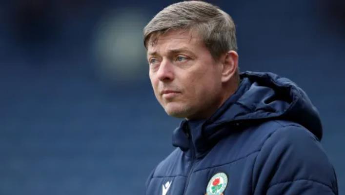 意媒 : 桑普多利亚对布莱克本主帅托马斯感兴趣