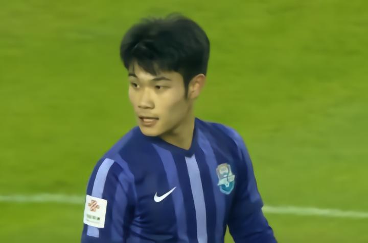 北青：国奥队昨天重新集中，补充征召蹇韬和石炎