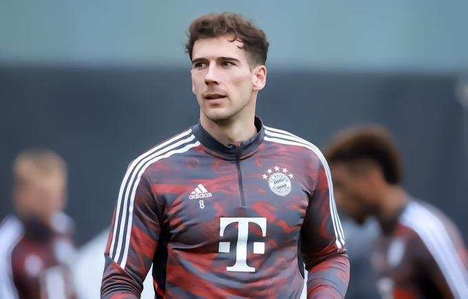 体图：拜仁将在晚些时候考虑格雷茨卡的未来；球员本人想留队