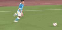 半场：大连2-0国安，曼佐基头槌梅开二度，王子铭屡失良机