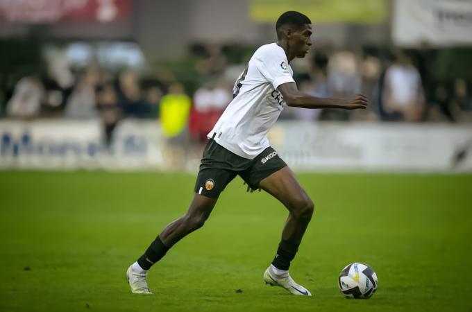 明明是我先？瓦伦西亚买断岑克前，曾许诺莫斯克拉升入一线队