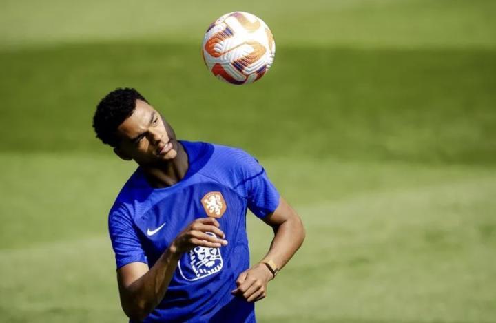 加克波：我很享受踢中路位置；愿把萨拉赫视为球队进攻领袖