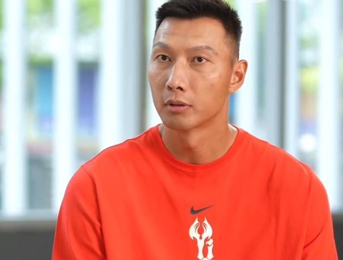 易建联：跟腱伤后 目标还是希望能回到之前的状态 虽然是不可能的