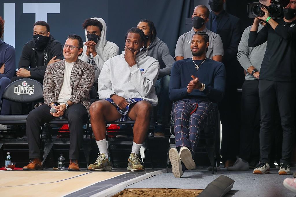 下赛季NBA十大高薪巨星：谁能夺魁谁不配？