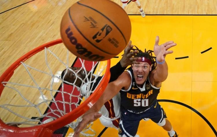 当约基奇与穆雷被针对时：掘金诸将自己拼出了赛点