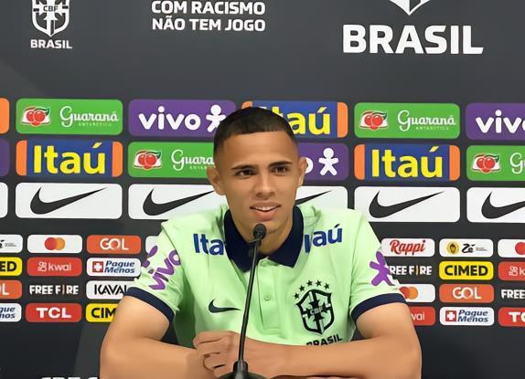 万德松：麦孔是我最大的灵感来源，我会把握好这次国家队之旅