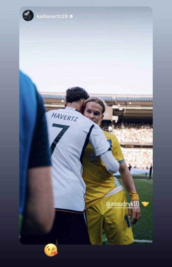 俩人一共造三球，哈弗茨赛后晒出与穆德里克合照