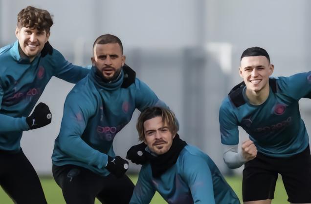 记者：格拉利什、福登等曼城球员将于今晚与英格兰队会合