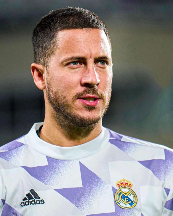 阿扎尔离开伯纳乌贝林厄姆加盟皇马，引起美凌格们的