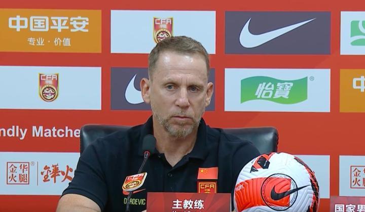 久尔杰维奇：亚运队选拔通道没关闭，我看重集体表现而非个人