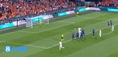 克罗地亚2-1反超荷兰！克拉马里奇、帕萨利奇先后破门