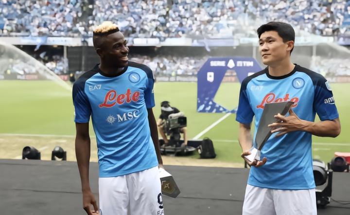 记者：拜仁将和曼联竞争金玟哉；凯塞多在拜仁引援名单之列