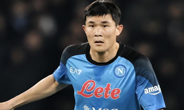 图片报：拜仁高层会议讨论了金玟哉；卢卡斯仍表示想今夏离队