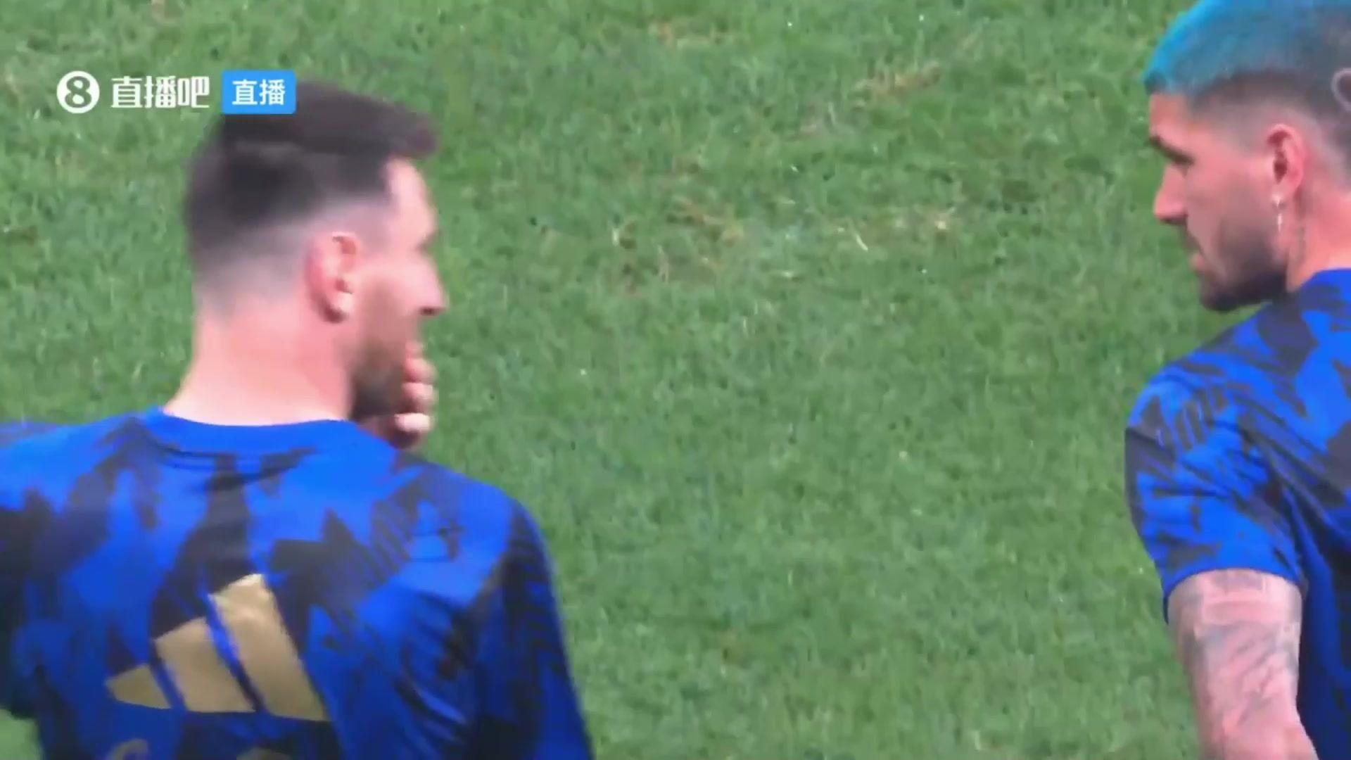这次是现场看！梅西现身，全场球迷齐呼“Messi Messi  ”