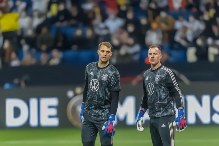 特尔施特根：目前我是德国一号门将，我的目标是保持这种状态