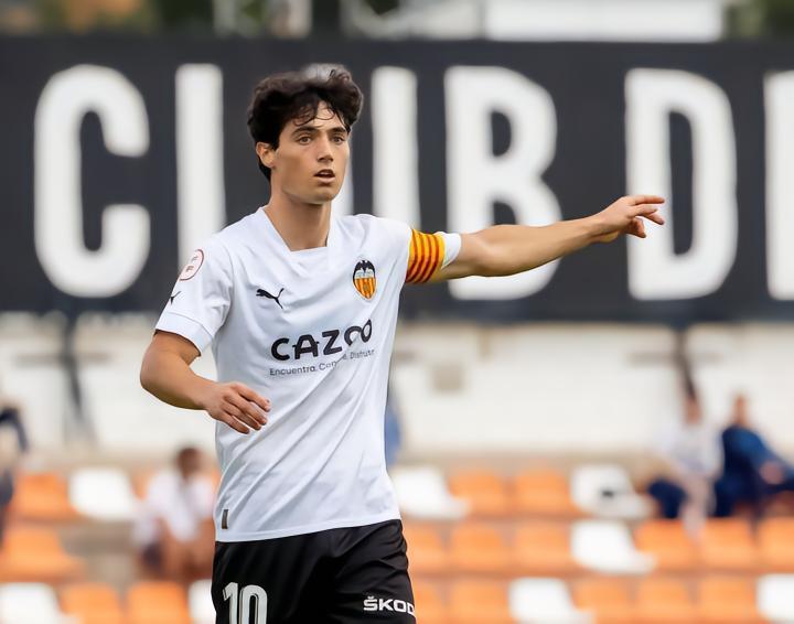 塞尔电台：梅斯塔利亚队接近续约10号队长巴勃罗-古萨韦斯