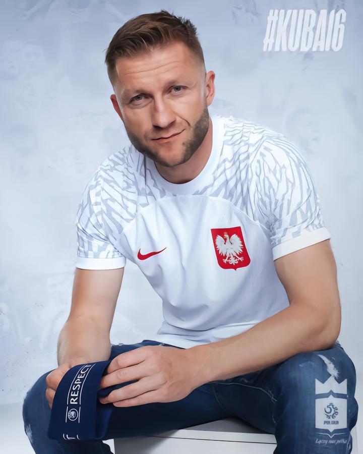 库巴：没想过能为波兰踢108场比赛；告别战很难控制情绪