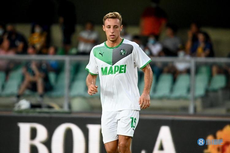 米体：能否出售戈森斯，是国米能否签下弗拉泰西的关键