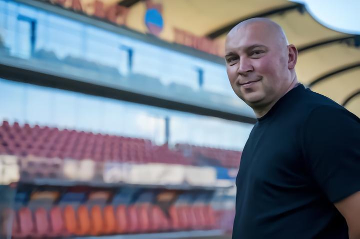 官方：波兰前国脚莱万多夫斯基再度执教波甲球队涅切查