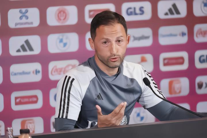 比利时主帅特德斯科在赛后发布会上谈本场比赛： “