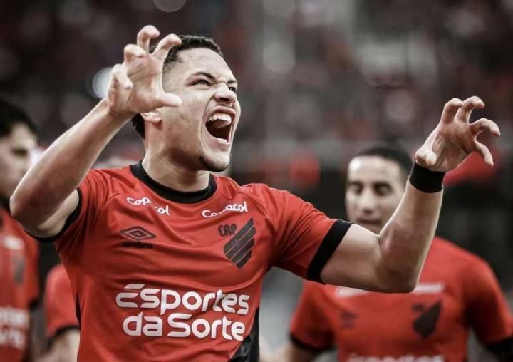 达成协议！巴萨首签，新星4500万加盟，接班莱万