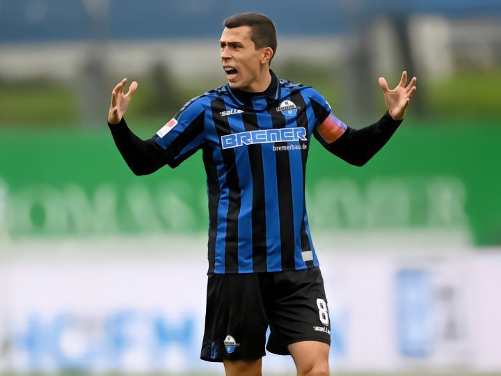 1、下树了！！据天空体育和WAZ的报道，沙伦贝格