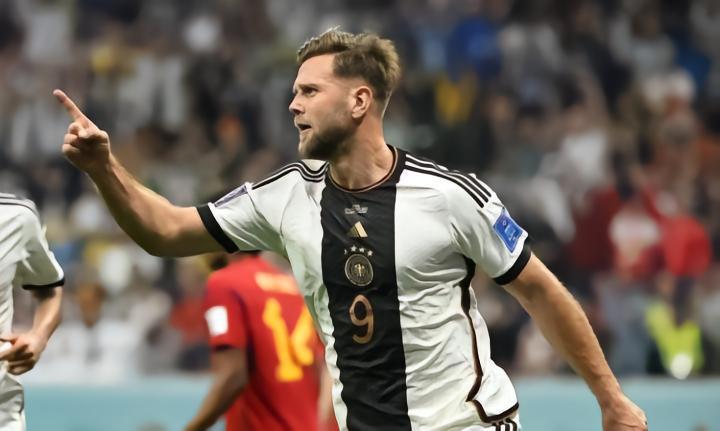 近日，德国队前锋菲尔克鲁格在接受采访时，谈到了外