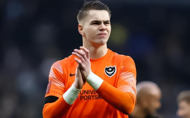 记者 : 纽卡准备引进西布朗门将乔舒亚-格里菲思