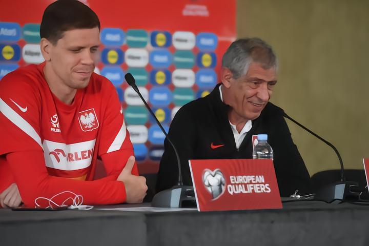 桑托斯：我们不能看对手排名；什琴斯尼会对摩尔多瓦首发