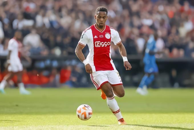 邮报：阿森纳对廷贝尔报价3000万镑被拒，阿贾克斯要5000万镑