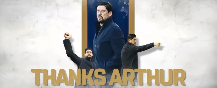 官方 : 帕帕斯辞去纽卡斯尔喷气机主教练职位