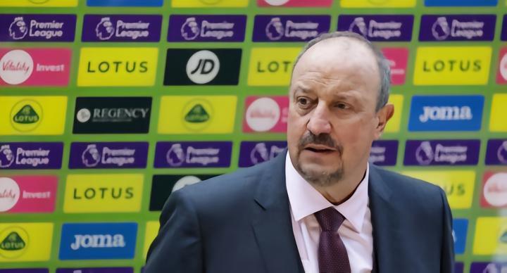 西媒：贝尼特斯即将执教塞尔塔，最快本周官宣