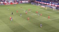 半场：日本2-0秘鲁，三笘薰、伊藤洋辉破门，镰田大地送助攻
