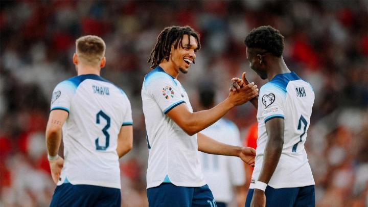 利物浦球员国家队战报：阿诺德20场里程碑献助攻