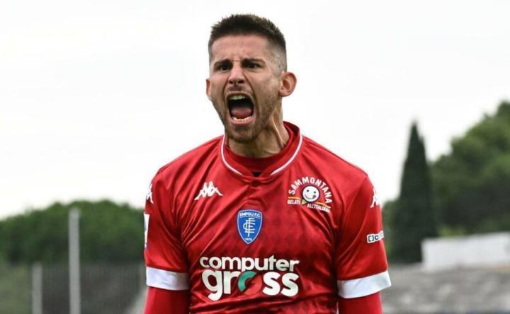 恩波利主席：有支球队说他们要把门将卖到国外，想买维卡里奥