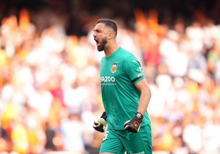 罗马诺：拉亚4000万镑要价太高，热刺开始考虑马马尔达什维利